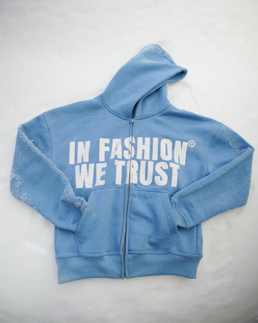 “IN FASHION WE TRUST” POWDER BLUE